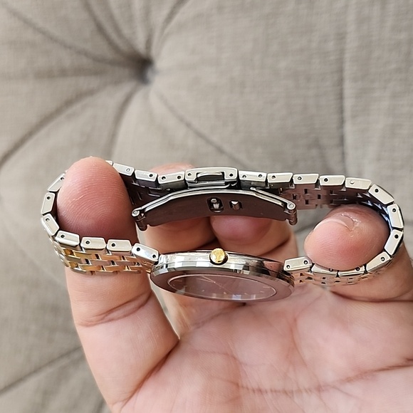 RADO Swiss Titanium Men's Watch - Picture 3 of 7